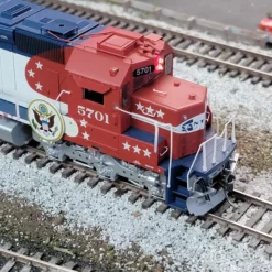 Athearn Genesis G67124 HO Scale EMD SD45-2 Santa Fe ATSF "Bicentennial" ATSF 5701 With DCC - USED -Athearn 20230419 101330 scaled